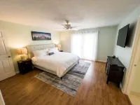 Skyline Breeze - Minutes from downtown Jensen Beach - WiFi