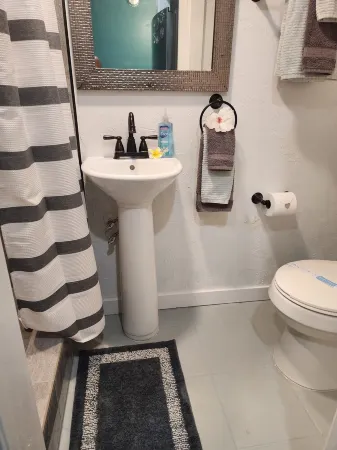 The Pineapple- Cozy condo in the heart of Kona Отели рядом с достопримечательностью «Маниниауоли Бич»