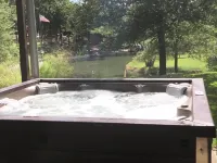 Beautiful Farmhouse Waterfront Cove with Dock and Hot Tub.