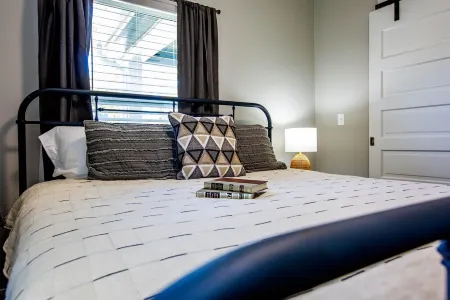 Charming Bungalow Manhattan Отели в г. Манхэттен