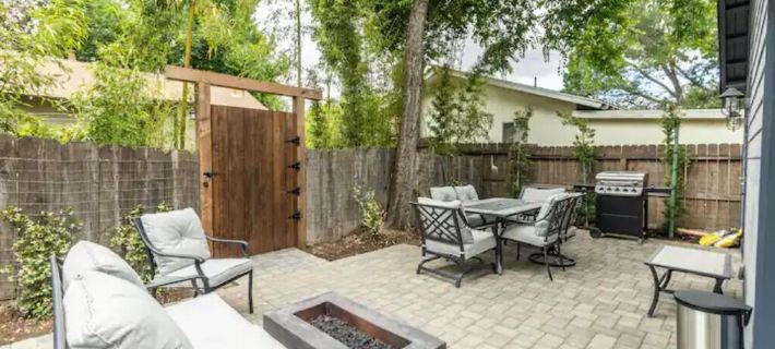 Lovely Remodeled Home! Walk Downtown! w/firepit Hotels in Paso Robles