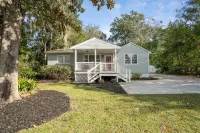 Beaufort Cottage very close to downtown.