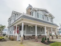 Perfect location!!! Dog friendly townhome in the heart of Stone Harbor Hotels in Stone Harbor