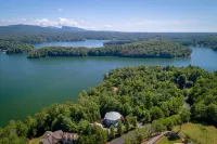 Lower rates/flexible calendar Waterfront Home w/ Private Dock and Mountain Views