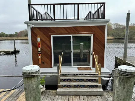 Peconic River Boatel