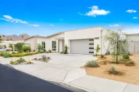 Private home: Open Space, Pool, Spa & Breathtaking Mountain View - Wifi