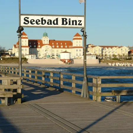 Modern, quiet apartment close to the beach on the outskirts of Binz with balcony