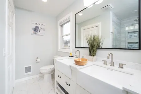 New Lake House w/ Game Room & Stunning Views Отели рядом с достопримечательностью «Foxwoods Resort and Casino (Connecticut)»