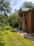 REST IN THE  FOREST RECENTLY REMODELED VILLA WALKING DISTANCE FROM STARVED ROCK