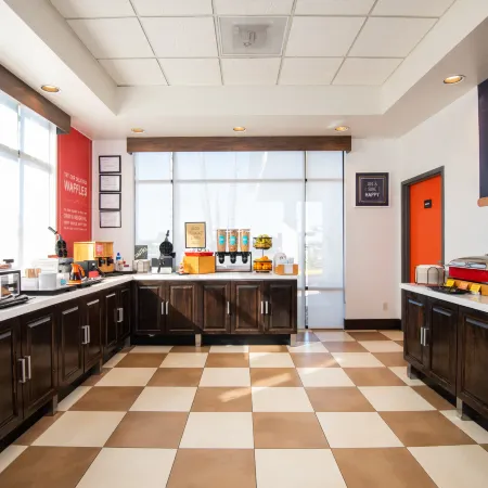 Hampton Inn Tucson-Airport