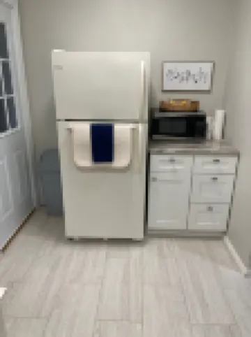 Sweet Little Nest Condo with pool-Hoover Sports Plex and Oak Mountain State Park