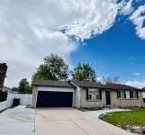 Beautifully Renovated 5-Bedroom Ranch Home in Prime Aurora Neighborhood Hotels near Safeway
