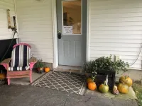Lovely apartment with WiFi in charming Lyndonville. Hotels near Kingdom Campground