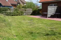 Vacation home Backbord quietly located large terrace only 300m to the green beach Hotels in Friedrichskoog