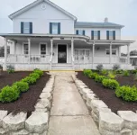 Remodeled Historical Home In Bourbonnais. - Wi-Fi