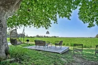 La Maison de Campagne , in Provence Gîte with swimming pool and bicycles