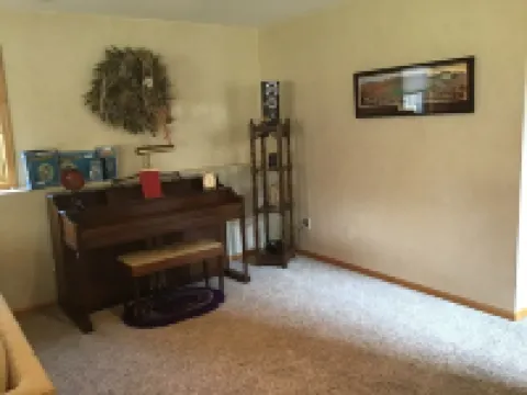 Location: By Target Center, US Bank Stadium, Target Field & Blaine Sports Ctr!