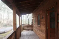 Cozy Cabin Near Pigeon Forge