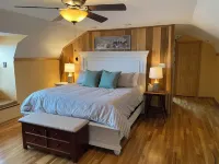 Stunning, Mtn-Top, Lakeview Cabin on Private 8 acres