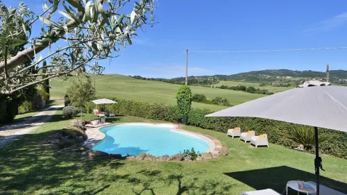 Charming villa in Chianni,Pool,garden, A/C, Pergola for al fresco dining,sleep 9