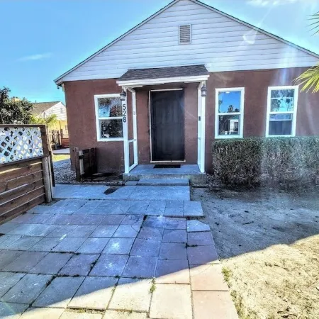 🌊King bed - near SoFi and LAX - free onsite parking