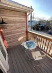 Upscale Downtown Suite in Lewes