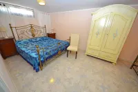 GREEN BAY HOUSE 100 meters from the sea Hotels in Patù