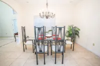 Spacious Luxurious 6Br Villa May Discount 3 King Br 1 Queen Br, 3BT Pet-Friendly