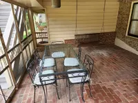 Spacious & Cozy Private Suite | Minutes to DC