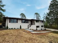 Casa Paloma* Fully Renovated* 5BR* Jacuzzi* Home Gym* Great Location 버밍엄 호텔