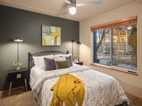 Harbor View House Hotels in Langley