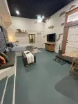 The Nook at Main Street Suites: Cozy studio apt in downtown Van Buren, AR