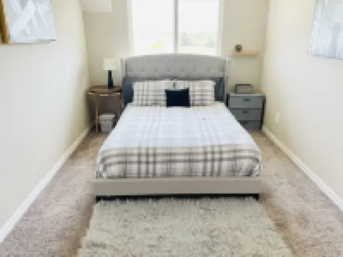 Brand new charming 2 bedroom Townhouse get away