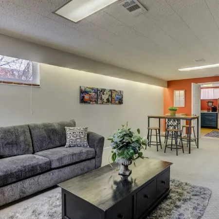 Charming garden level suite with private entrance