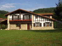 ARTIZARRA, apartment in house cottage for 6 people