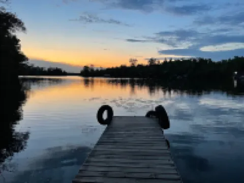 Trails+R&R+H2O Falls+One Hour From Lambeau!