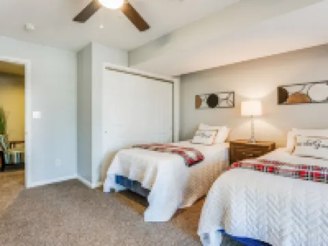 4BR/3BA Old Kinderhook Family Gathering and Golfing Getaway!!! 拉塞爾酒店