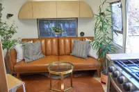 Renovated Airstream with Garden Hotels in Albany