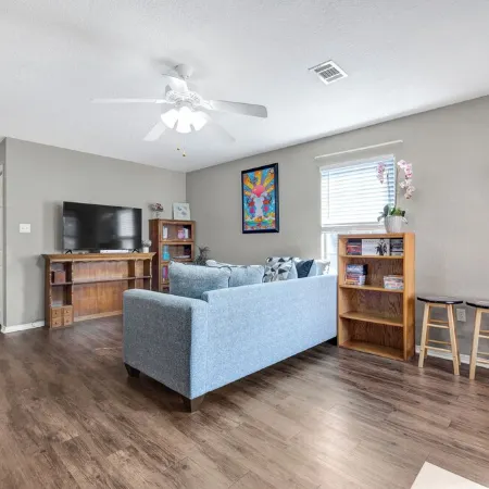 Delightful Duplex 2 beds 2 baths