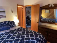 Lakefront Cabin with Fantastic views & Private Dock, The Hideout!!