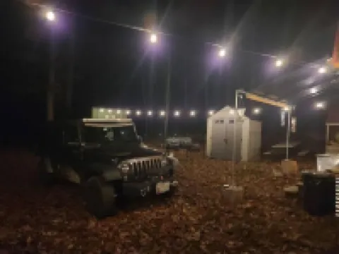 Primitive Cozy Tiny Cabin with Starlink Internet