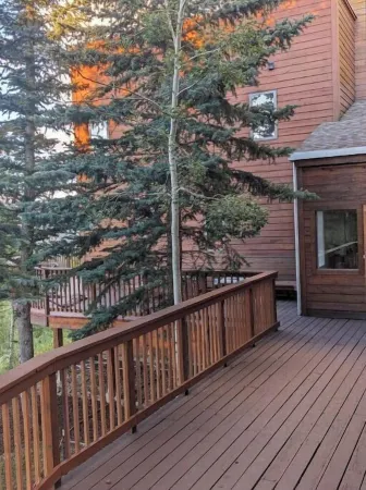 Indoor Heated Pool - Hot Tub - 4 Acres - Off Grid - Views