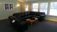 6 Bedroom Cottage Retreat with Conneaut Creek access