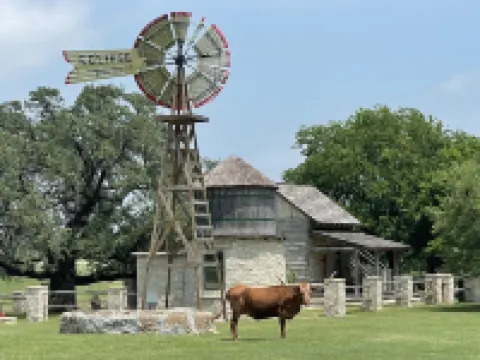 Authentic 1800’s cabin getaway with modern day amenities