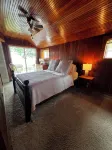 湖畔家庭度假溫馨小屋 - 鄉村度假屋