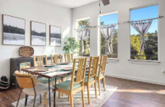 West Fork Pool and Hot Tub- 10 mins to Fay, Devils Den