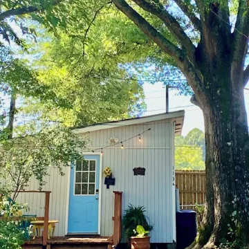 Entire Cottage - Starkville - Conveniently Located