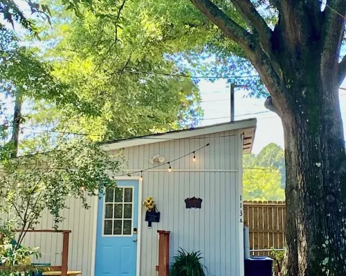 Entire Cottage - Starkville - Conveniently Located Hotels in Starkville