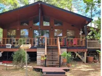 South Toledo Bend Waterfront Lakehouse withFishing pier/dock, fire pit, pets 👌