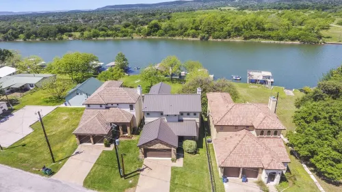 Open Water Luxury LBJ House with Heated Pool and Lakeside Pavilion! Sleeps 17